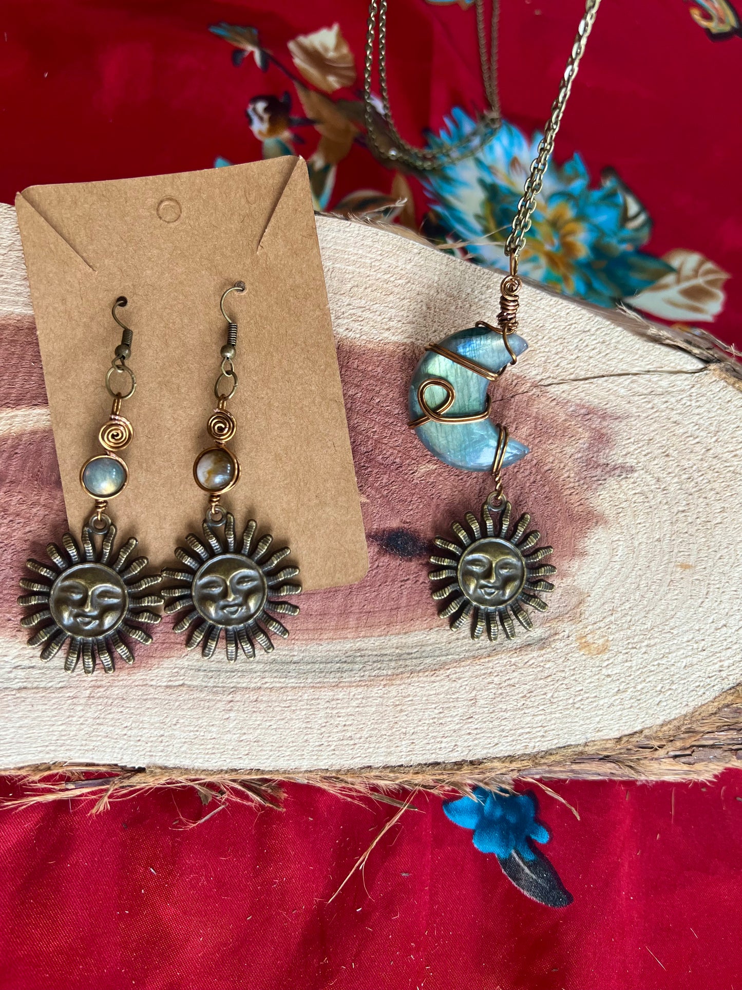 Labradorite Antique Bronze Sun Earring Necklace WireWrapped Set
